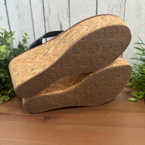 Tory Burch Women's Thora Black Patent Leather Wedge Sandals Size 7.5 - Picture 9 of 9